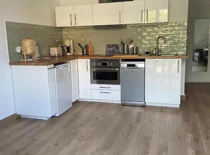 Jade, Au Coeur De La Apartment